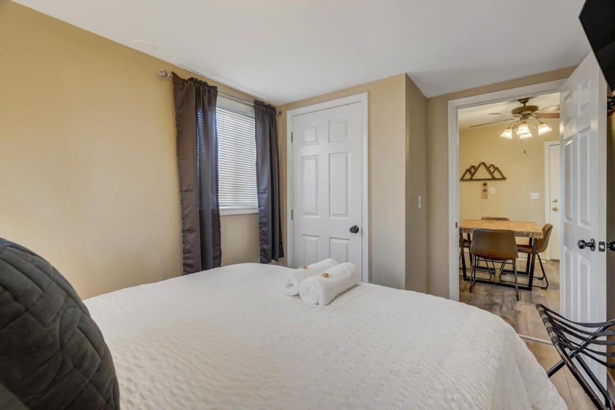 Вілла * Colorado Draft House * Smart Tvs * Self Entry * Колорадо-Спрінгз Екстер'єр фото